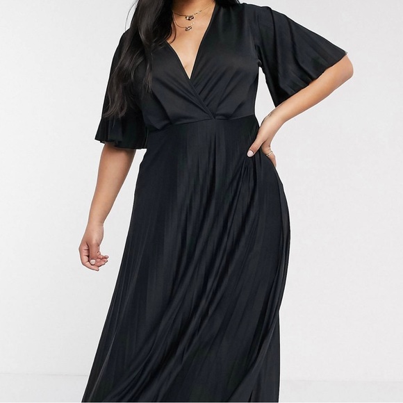 Kimono pleated maxi dress | ASOS DESIGN Curve | Size 14 | Black - Picture 2 of 9